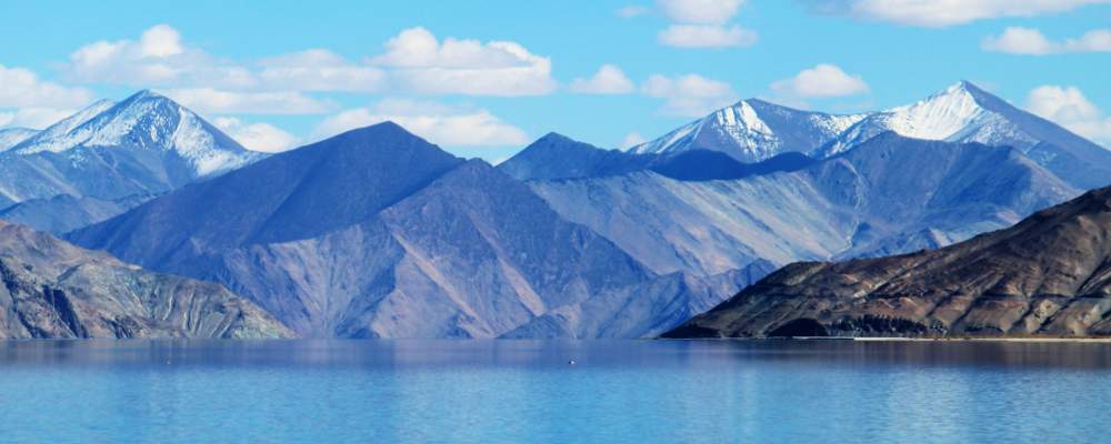 India offers enchanting destinations where you can connect with nature without compromising on comfort