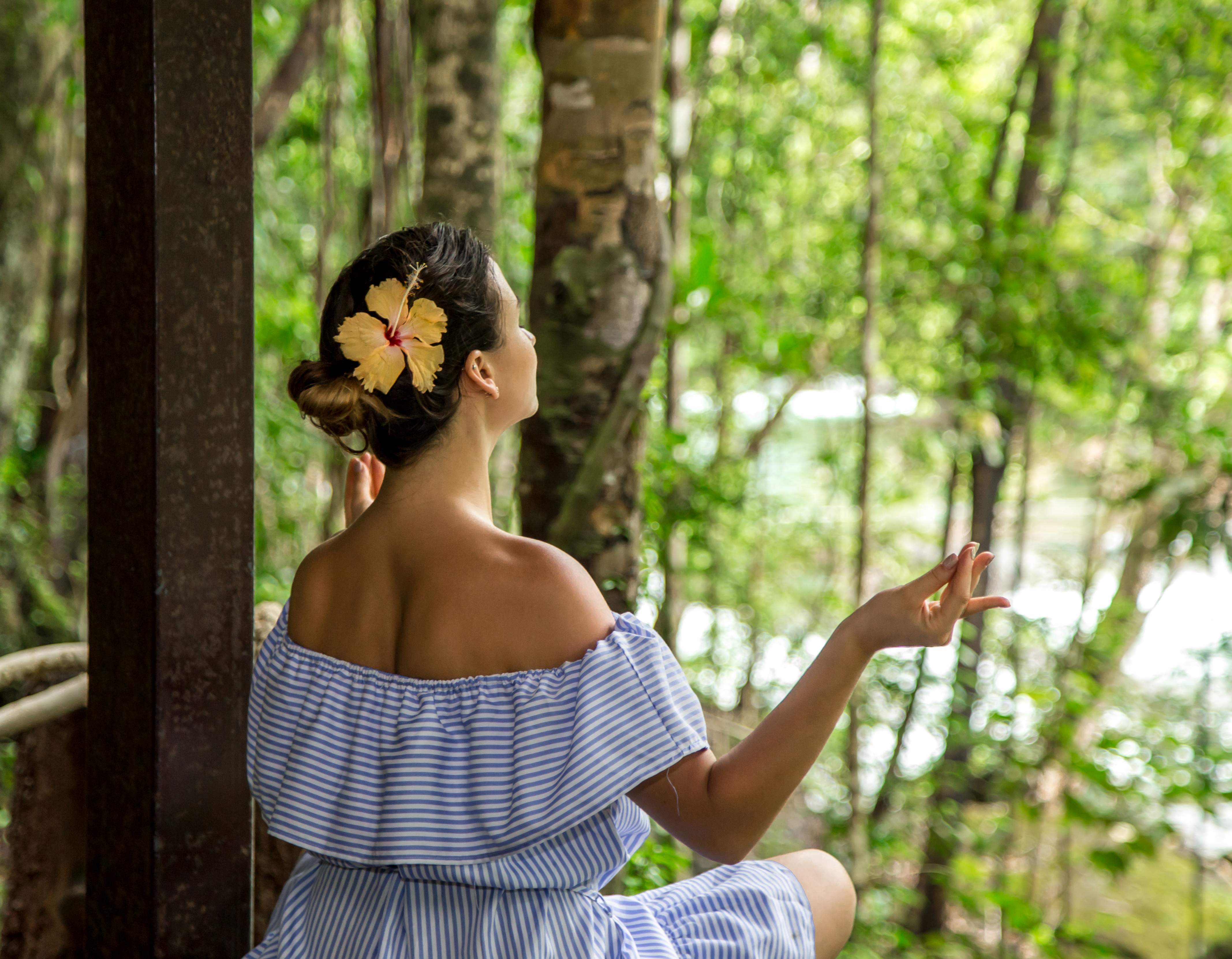 Cleanse and rejuvenate at Bali's detox retreats. Book your stay now!